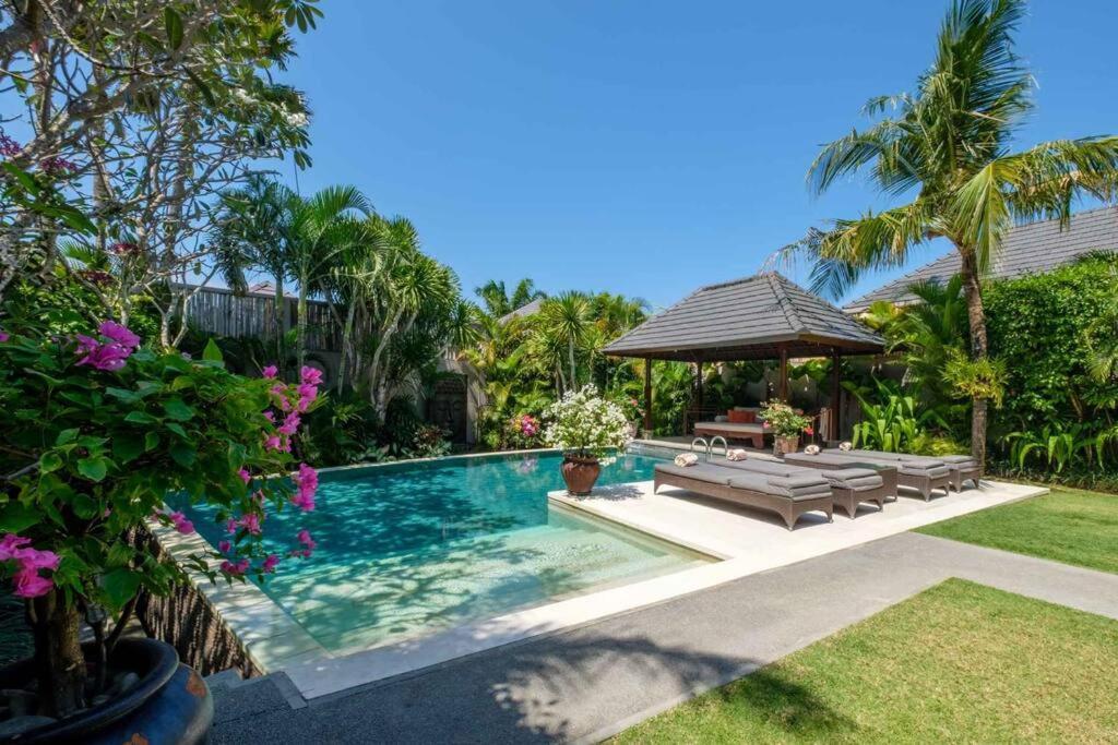 Kejora Beachfront Estate Sanur -Stunning Villa Eleven Εξωτερικό φωτογραφία